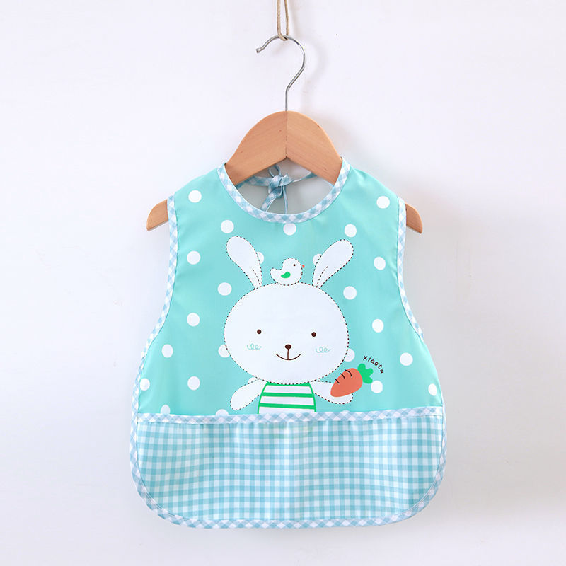 Comfy Waterproof Bib—Mealtime Made Fun and Easy